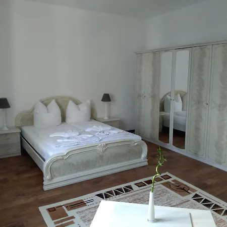 Villa Birkenfeld דירה